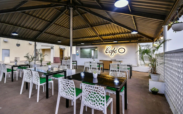 Capital O 11927 Varcity Imperium