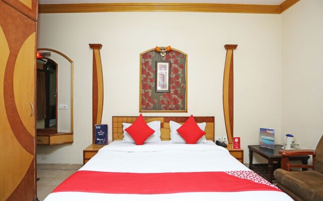Minar Hotel