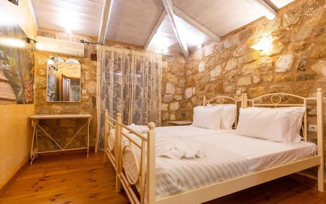 Artemis Luxury Villa