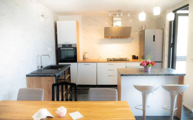 New Modern Apartment With View in Omis, Croatia