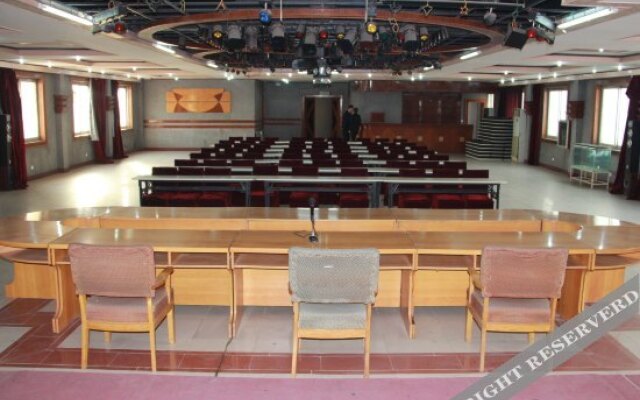 Yijia 365 Chain Hotel (Kaifeng Kaihua)