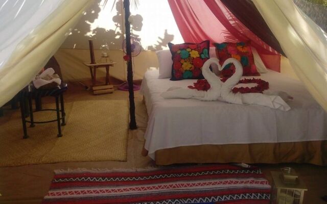 Playa Las Palmas Glamping Tulum