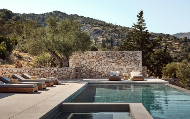 Design 3-bed Villa With Infinity Pool in Zakynthos