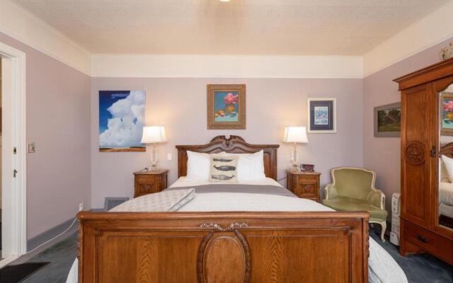 Nantucket Whale Inn