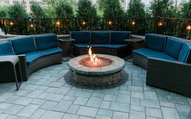 Le Méridien Chicago - Oakbrook Center