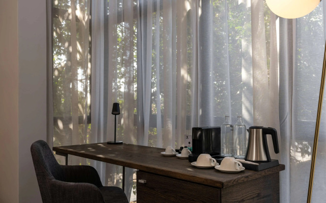 Radisson Hotel and Convention Centre OR Tambo Airport