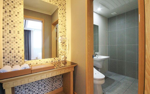 Hound Hotel Gwangju Cheomdan