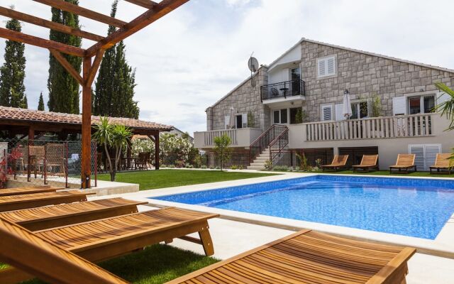 Villa Petra