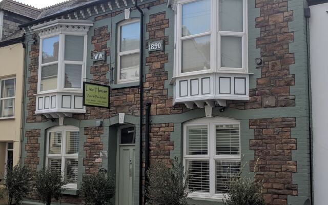 Lion House Bed and Breakfast