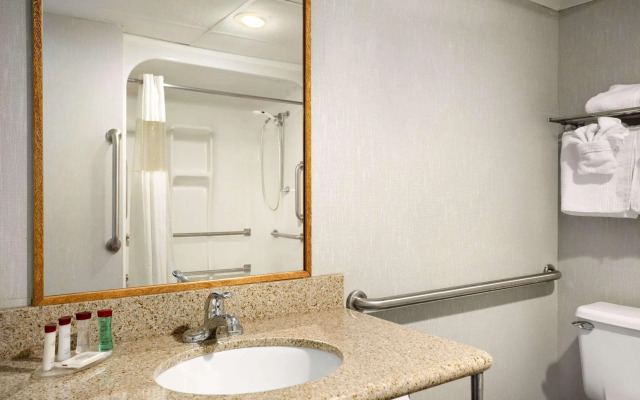 Ramada by Wyndham Batesville