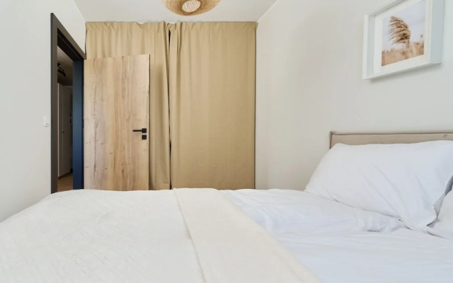 Apartments Wagrowska 12H by Renters