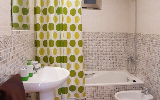 Apartment - 2 Bedrooms with Pool - 107821