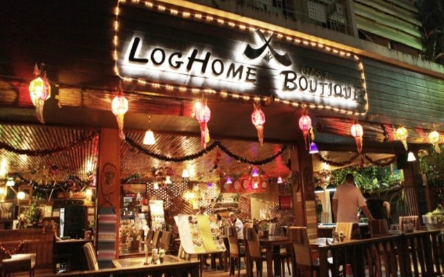 Loghome Boutique