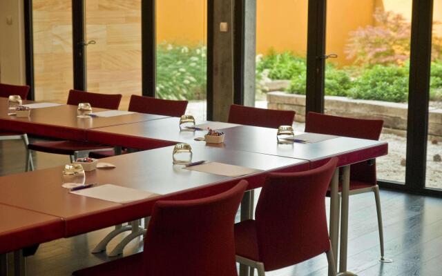 Best Western Plus Le Lavarin