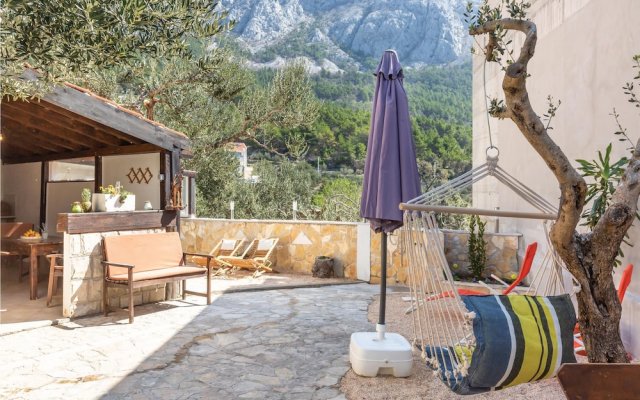 Beautiful Home in Makarska With Wifi and 1 Bedrooms