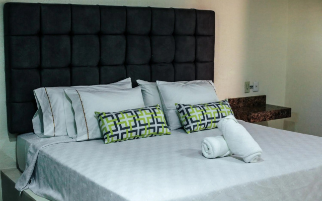 Casa Kaoba Hotel & Suites