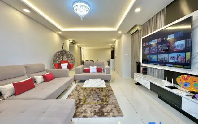 Teega Residence By Stayrene