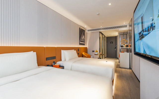Atour Hotel Wangfujing Pedestrian Street