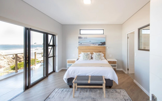 Picnic Rock Seaside Accommodation