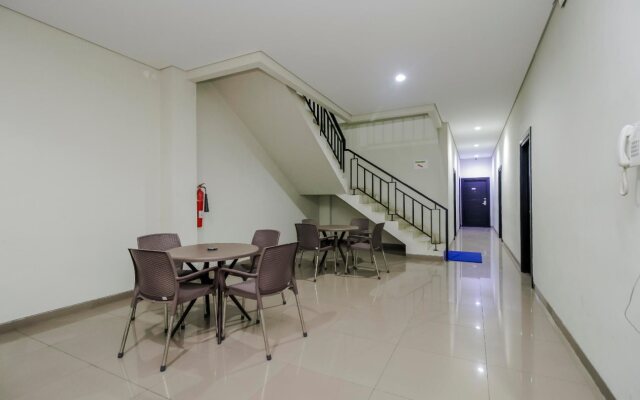 RedDoorz near Samarinda Central Plaza