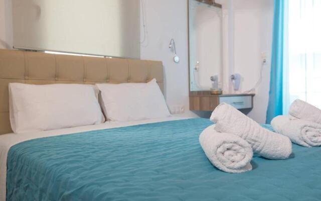 Breeze Vacation Apartments