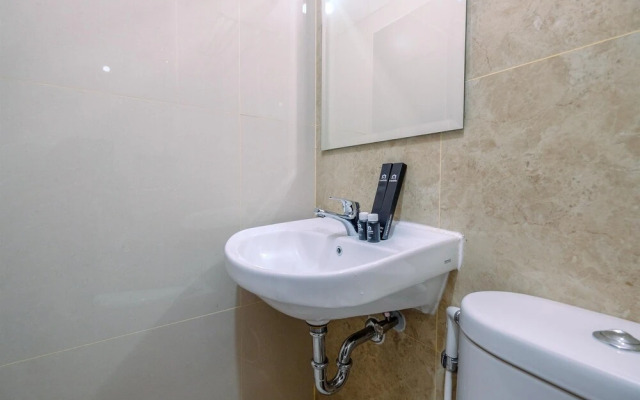 Fancy And Nice Studio At Transpark Cibubur Apartment