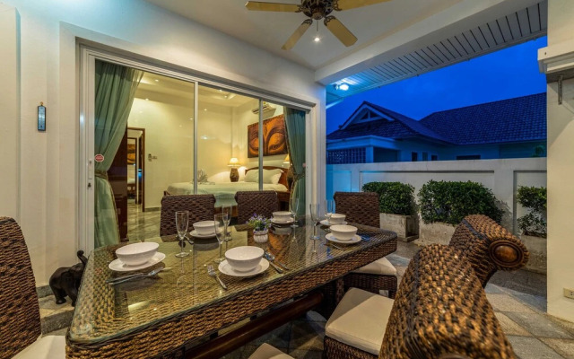 Private 3 Bedroom Pool Villa PP10