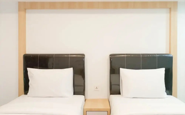 Cozy Studio Room At De Prima Apartment