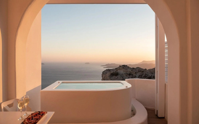 Apeiron Blue Santorini - Sustainable Adults Only 14+