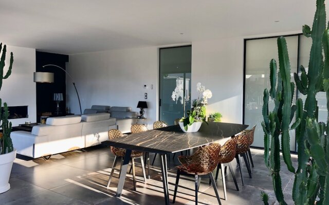 Hôtelya - Lille - Villeneuve d'Ascq