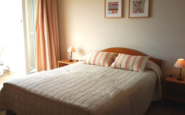 Apartamentos La Muralla