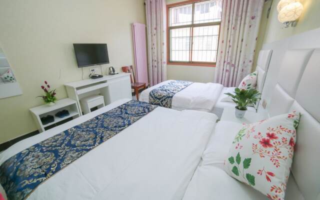 Xi'an Aiweixin Theme Hotel