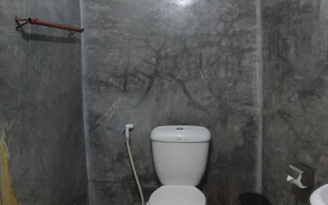 Stay With Me Guesthouse