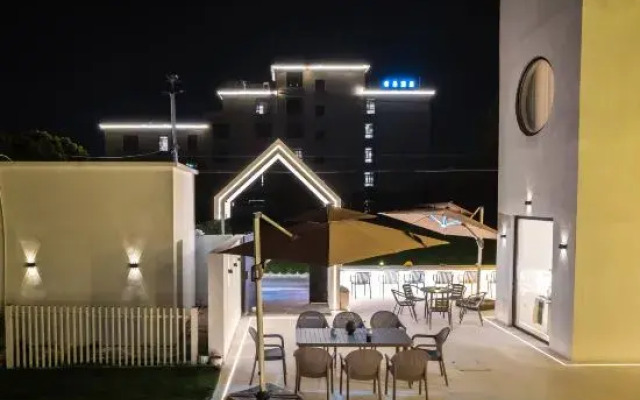 Our's House ( luminlu branch)