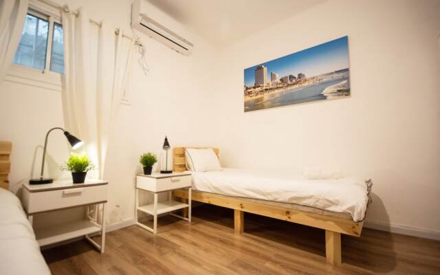 TLV Port Sweet-spot Near Beach