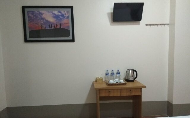 Man Thi Tar Hotel