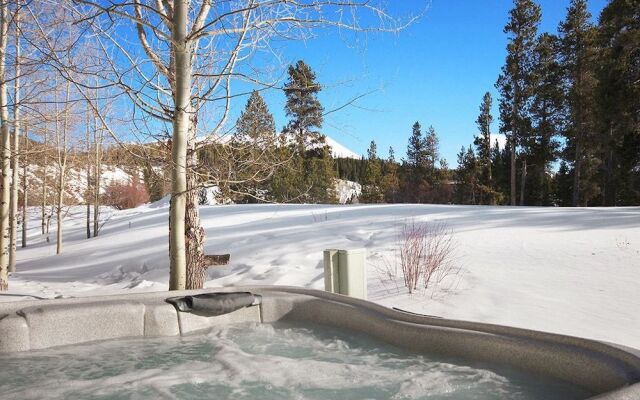 Kingdom Park Townhomes 830 by RedAwning