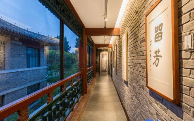 Shan Hai Guan Xianting Calligraphy Hotel（Ancient City Scenic Area)