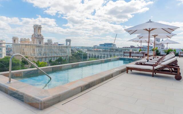 Telégrafo Axel Hotel La Habana
