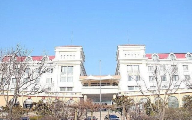 Wolong Shanshui Hotel - Qingdao