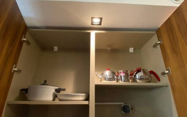 Stylish Suite - Near Mall of Istanbul