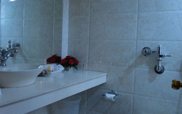 Hotel Baljees Regency