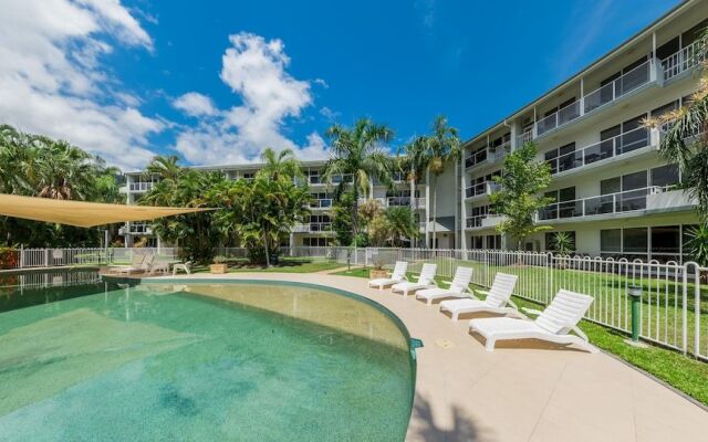 Coral Coast Apartments Palm Cove AVC
