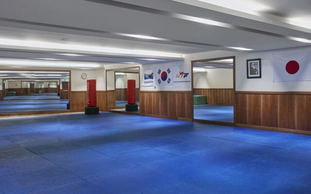Holiday Inn Kuwait Al Thuraya City by IHG