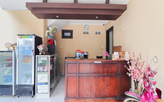 OYO 91567 Hotel Adi Guna