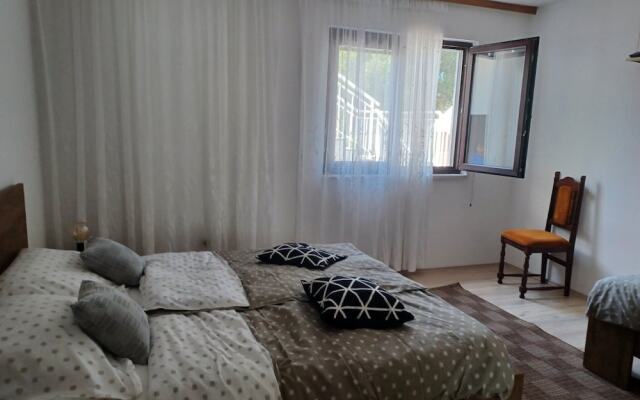 Studio Apartment Nikola