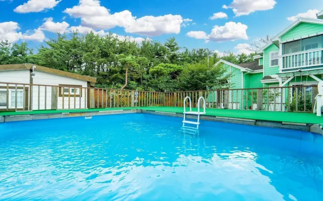 Youngheungdo Roma Spa Pension