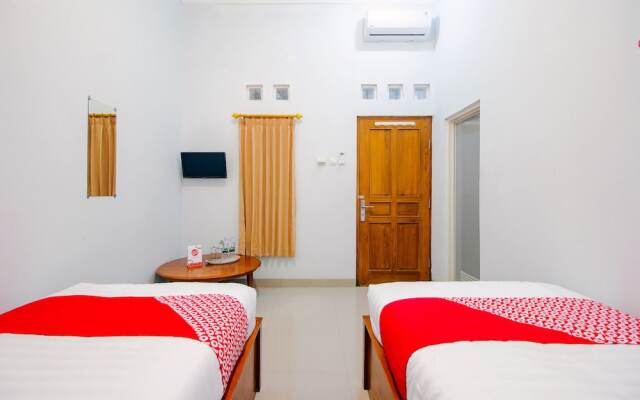 Permana Guesthouse Syariah by OYO Rooms