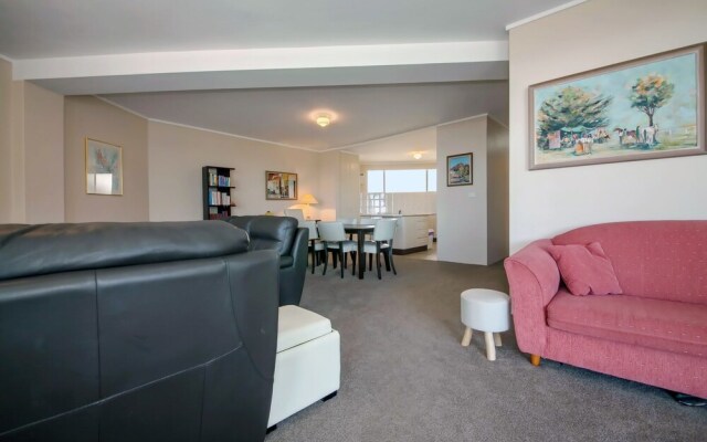 Portofino, Unit 6/7 Laman Street