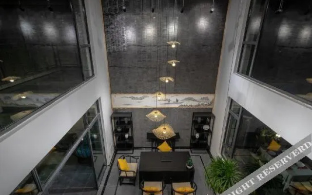 Yi · Shu Lanshan Holiday Courtyard